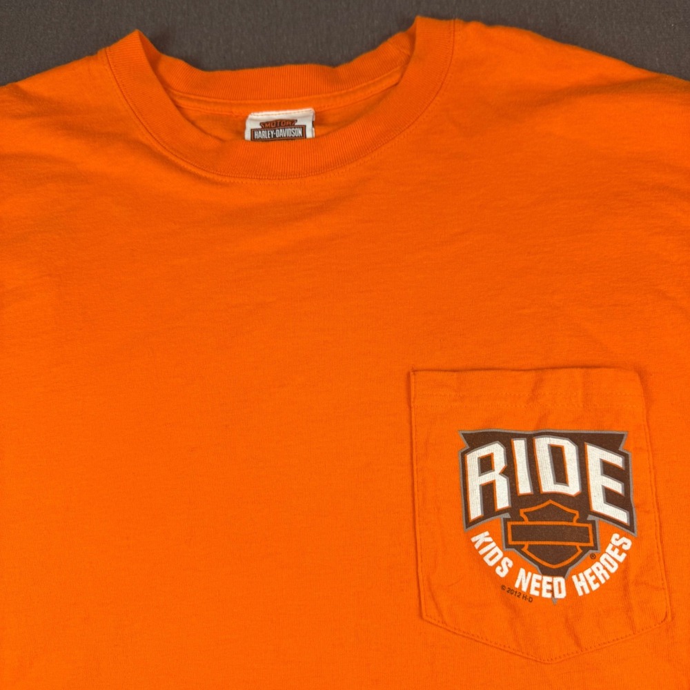 Harley-Davidson Mens Long Sleeve Pocket T-Shirt Orange Wisconsin Oconomowoc‎ L
